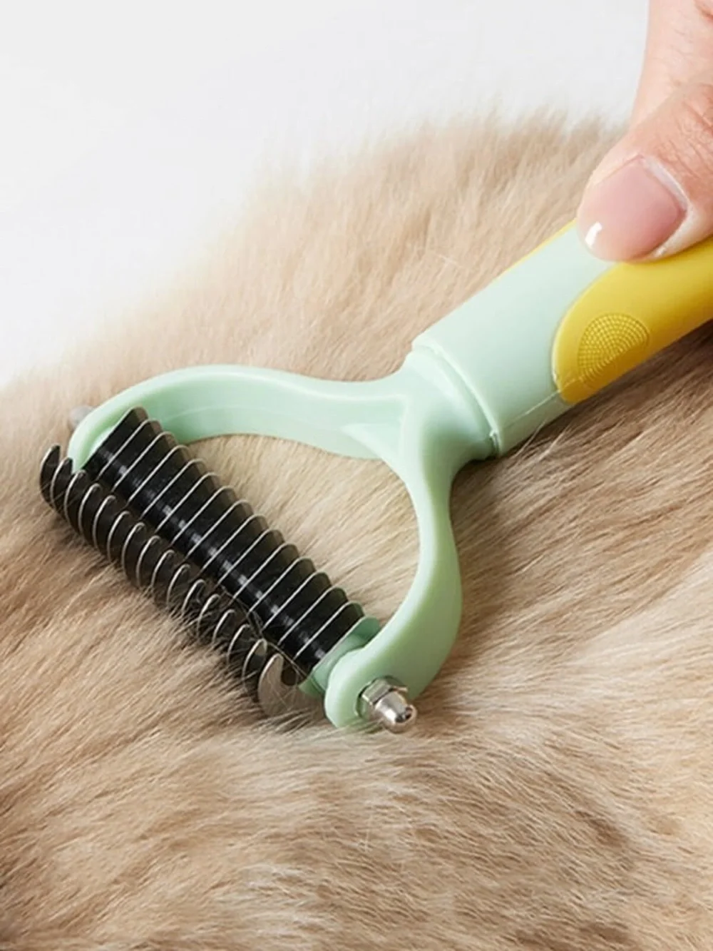 Dog and Cat Pet Grooming, Comb Brush Shedding Bush
